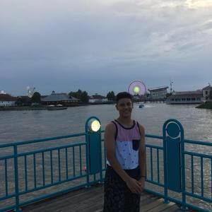 Meet your Posher, Karam